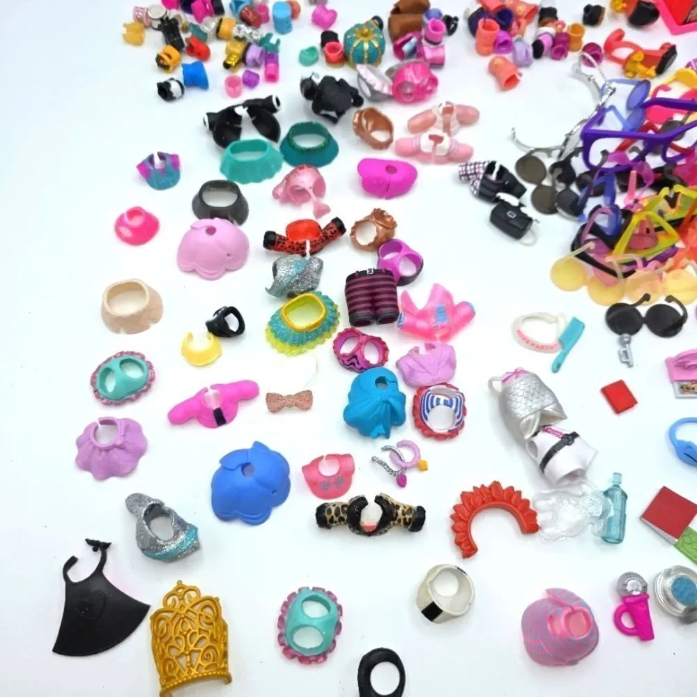 LOL Surprise TOTS Lil Sisters and OMG Accessories